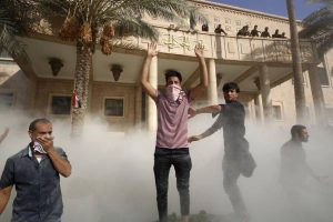 Clashes continue between Al-Sadr Suporters and Opponents in Baghdad