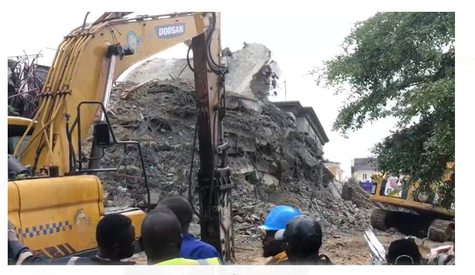 2 DEAD, 6 TRAPPED IN COLLAPSED LEKKI BUILDING