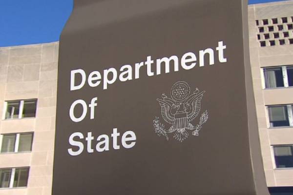 US slaps sanctions on Russia technology sector, Ukraine proxies