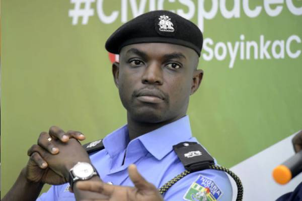 Police arrest 2 for illegal possession of arms in Lagos