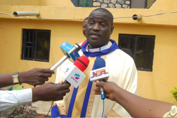 Rev. Kiri Laments Devaluation of Naira, Hike In Prices Of Food, Other Commodities