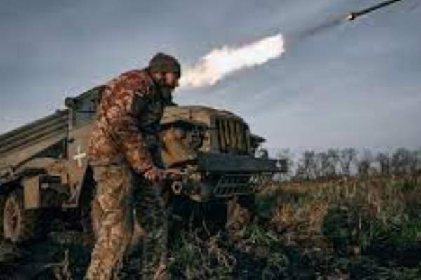 Biden Exp0resses Readiness to Meet Putin Over Ukraine