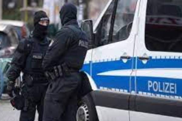 GERMAN POLICE ARREST 25 OVER ALLEGED FAR RIGHT COUP PLOT