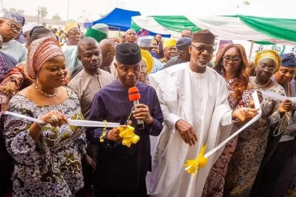 VP Osinbajo Commissions 100-bed Mother and Child Hospital in Ogun State